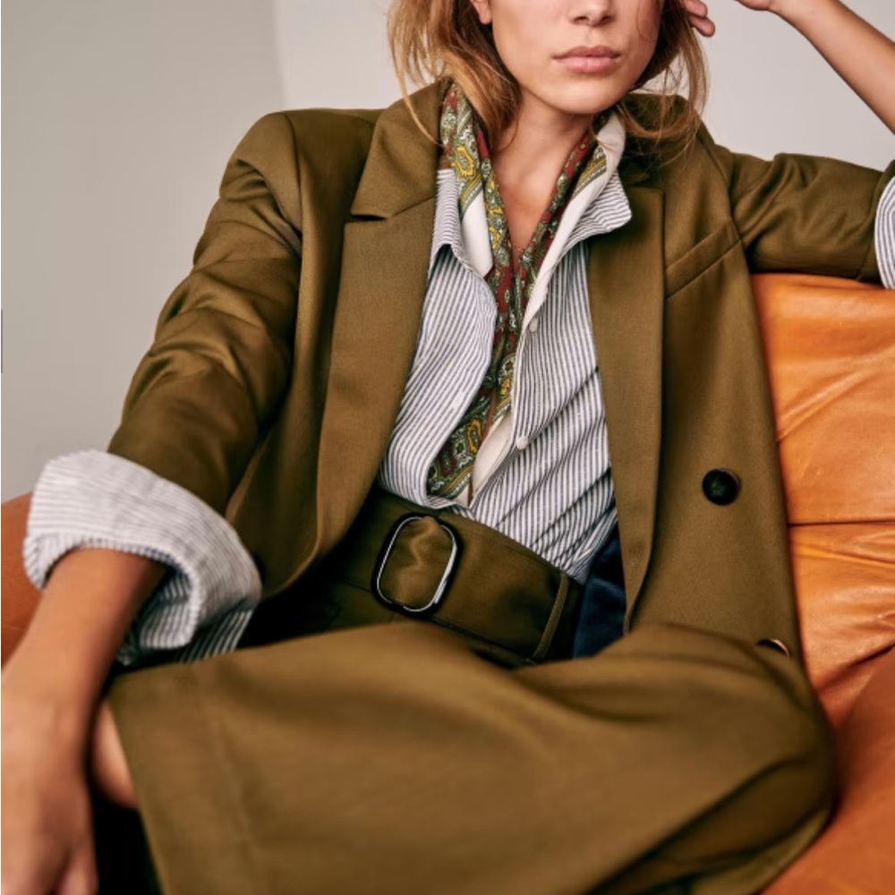 Sezane Christie Blazer in Olive Green